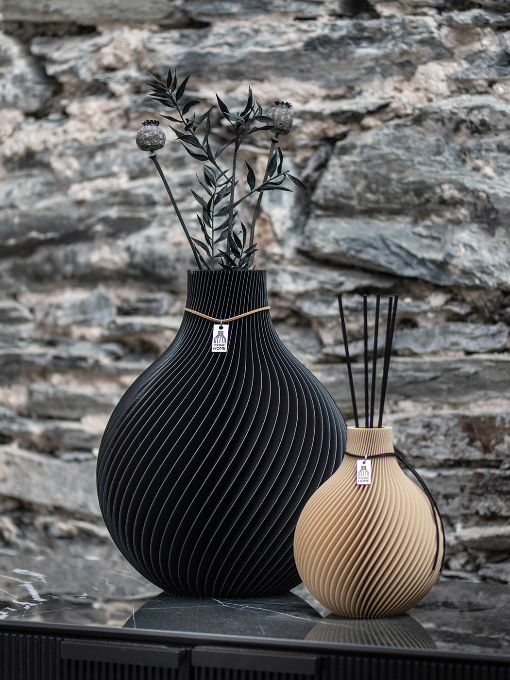 Duftvase Sphere Kombination schwarz holz ICONIC HOME #mood