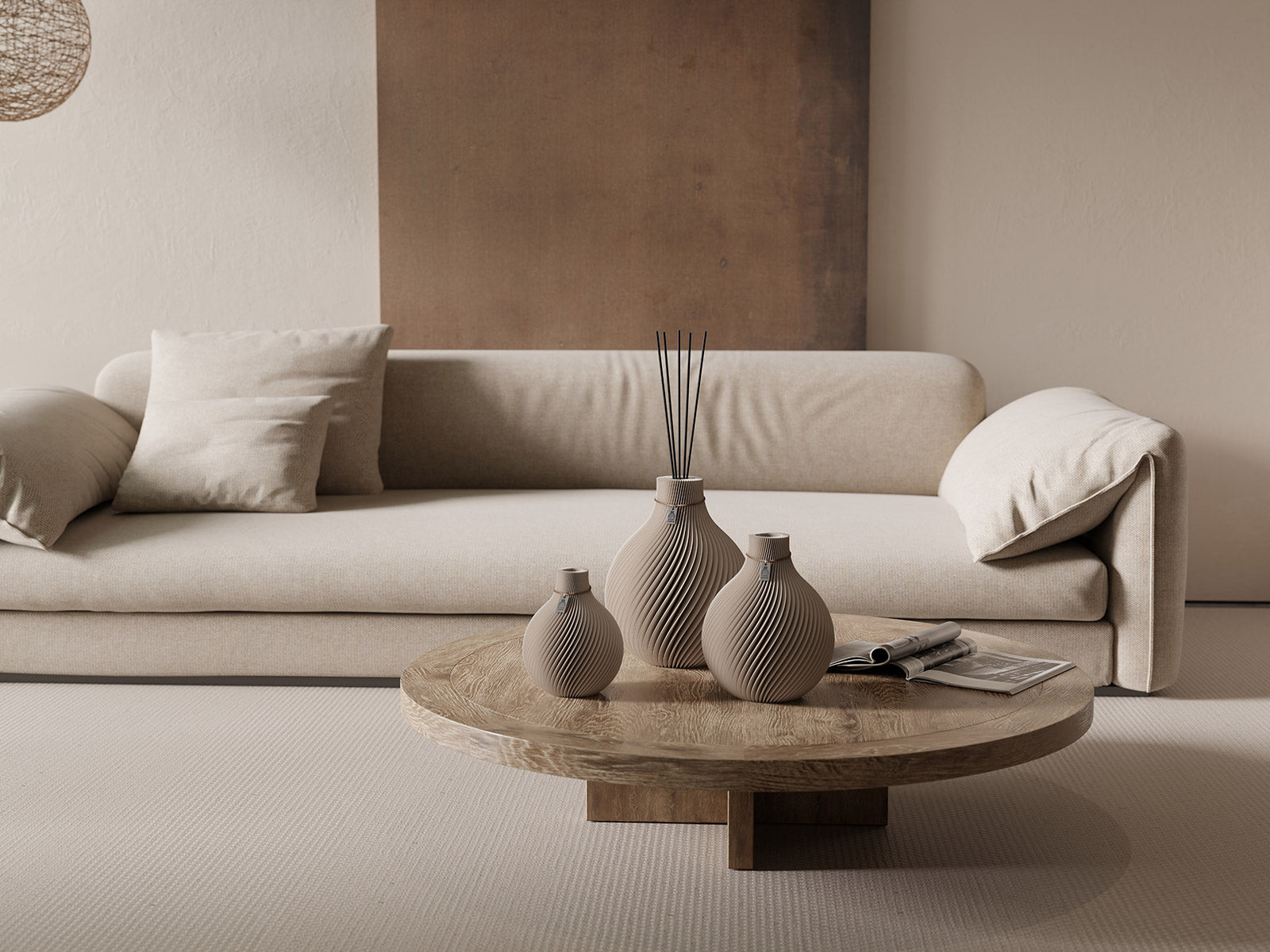 ICONIC HOME Sphere Vasen Set mit Raumduft harmonisch im Wohnzimmer in cozy greige