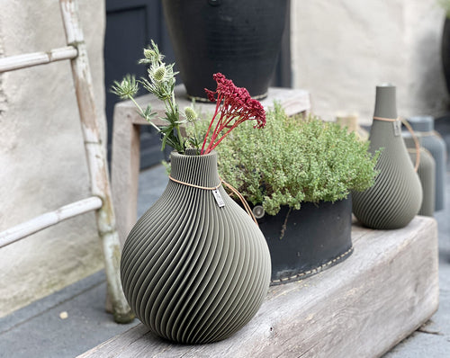 ICONIC HOME Vase Sphere Schlammgrau