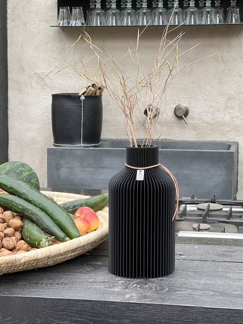 Vase Pure Deep Black Schwarz ICONIC HOME #mood