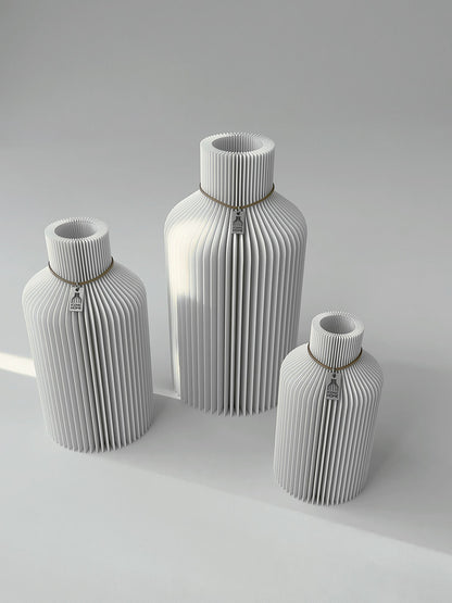 ICONIC HOME Vase Pure in Weiß #mood