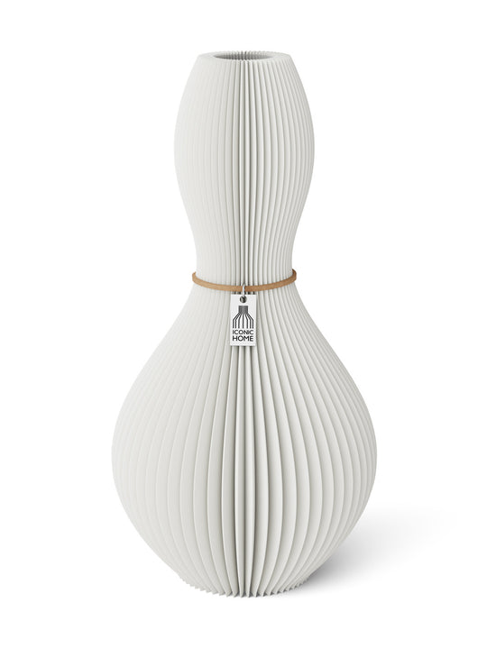 Vase Shape in pure white