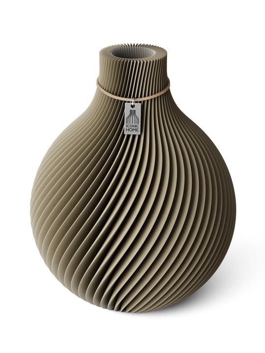 Vase Sphere in mystic mud